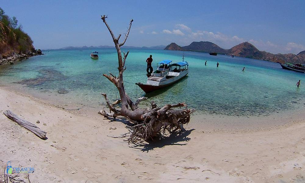 Kelor-Island-strand